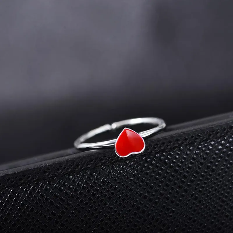 Heart Charm Minimalist Ring